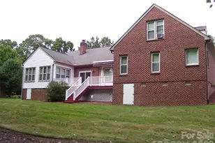 1859 Wetherburn Dr, Kannapolis, NC 28081 - Photo 2