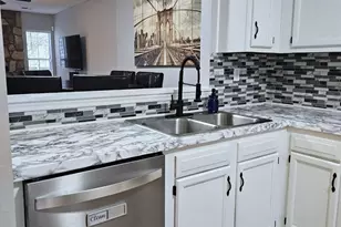 8291 Golf Ridge Dr, Charlotte, NC 28277 - Photo 12