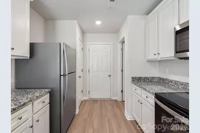 1637 Nia Road, Charlotte, NC 28215 - Photo 8