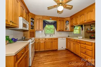 3712 Brookwood Road, Charlotte, NC 28215 - Photo 12