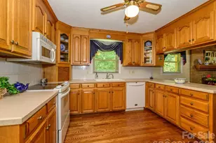 3712 Brookwood Rd, Charlotte, NC 28215 - Photo 12