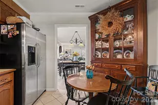 8427 Coulwood Oak Ln, Charlotte, NC 28214 - Photo 16
