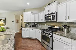 4415 Parkgate Drive, Matthews, NC 28105 - Photo 14