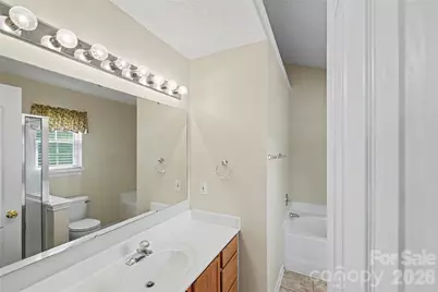 10439 Green Hedge Avenue, Charlotte, NC 28269 - Photo 20