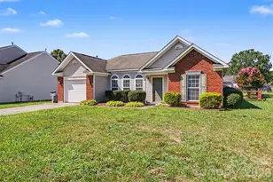 10439 Green Hedge Ave, Charlotte, NC 28269 - Photo 28