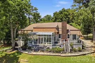 1031 Woodlake Ln, Tega Cay, SC 29708 - Photo 6