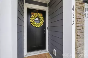 435 Lahinch Dr, Fort Mill, SC 29708 - Photo 2