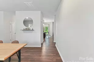 724 Larmore Ave, Charlotte, NC 28216 - Photo 6