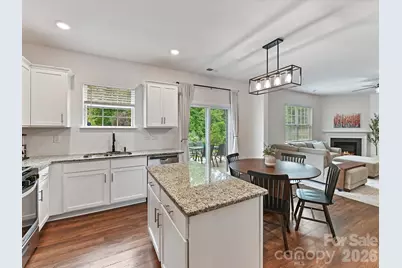 724 Larmore Avenue, Charlotte, NC 28216 - Photo 12