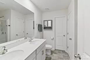 724 Larmore Ave, Charlotte, NC 28216 - Photo 24