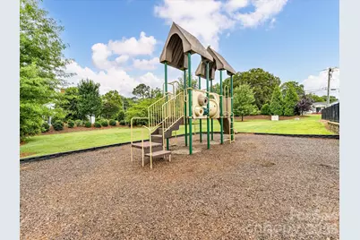 724 Larmore Avenue, Charlotte, NC 28216 - Photo 44