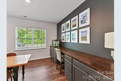 724 Larmore Avenue, Charlotte, NC 28216 - Photo 10