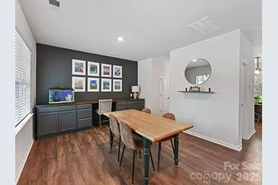 724 Larmore Avenue, Charlotte, NC 28216 - Photo 8