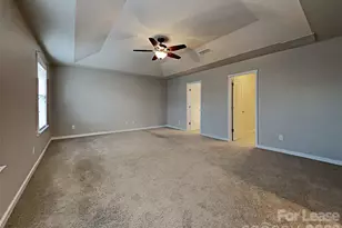 2718 Impatien Drive, Charlotte, NC 28215 - Photo 8