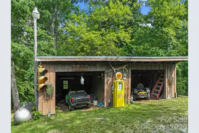 3151 N Bearwallow Road, Hendersonville, NC 28792 - Photo 6