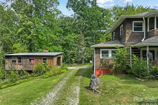 3151 N Bearwallow Rd, Hendersonville, NC 28792 - Photo 4
