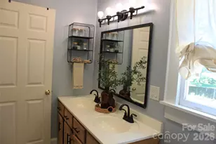 206 Bentwood Dr, Forest City, NC 28043 - Photo 32