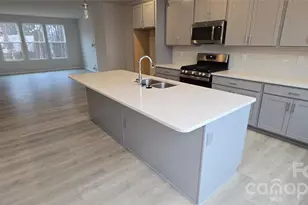 2324 Donnelly Hls Ln, Charlotte, NC 28262 - Photo 6