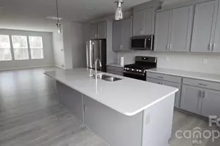 2324 Donnelly Hls Ln, Charlotte, NC 28262 - Photo 34