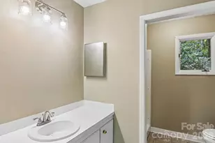 3 Frontier Ct, Asheville, NC 28805 - Photo 20