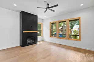 31 Grindstaff Dr, Asheville, NC 28803 - Photo 12