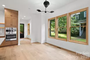31 Grindstaff Dr, Asheville, NC 28803 - Photo 16