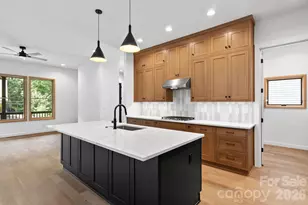 31 Grindstaff Dr, Asheville, NC 28803 - Photo 8