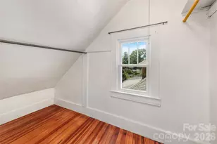 109 Forest Hill Dr, Asheville, NC 28803 - Photo 18