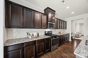 4523 Collingham Dr, Charlotte, NC 28273 - Photo 8