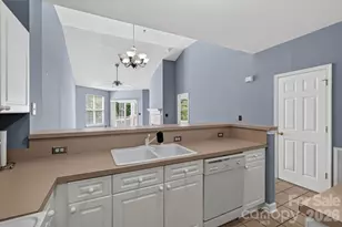 797 Peninsula Dr, Davidson, NC 28036 - Photo 12