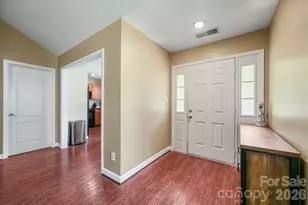 16007 Kirsten Nicole Rd, Charlotte, NC 28278 - Photo 6