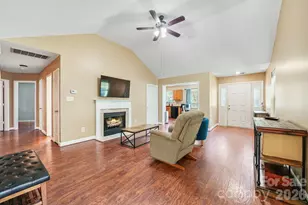16007 Kirsten Nicole Rd, Charlotte, NC 28278 - Photo 12