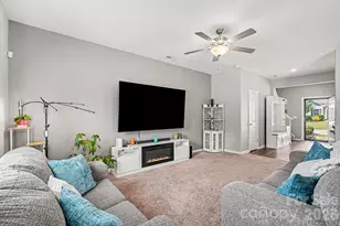 2238 Lanza Dr, Charlotte, NC 28215 - Photo 6