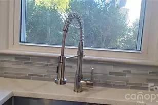 6030 Old Providence Rd, Charlotte, NC 28226 - Photo 20