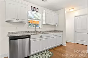 3200 Silver Fox Cir, Lancaster, SC 29720 - Photo 8
