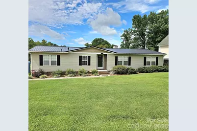 734 Pinehaven Drive, New London, NC 28127 - Photo 2