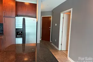 210 N Church St, Charlotte, NC 28202 - Photo 4