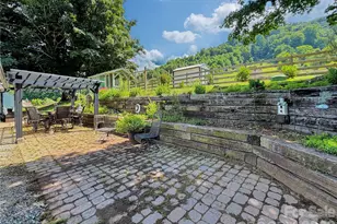 419 Fletcher Branch Rd, Vilas, NC 28692 - Photo 38
