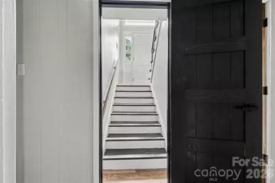 2310 24th Avenue NE, Hickory, NC 28601 - Photo 6