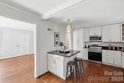 4712 Fairheath Road, Charlotte, NC 28210 - Photo 8