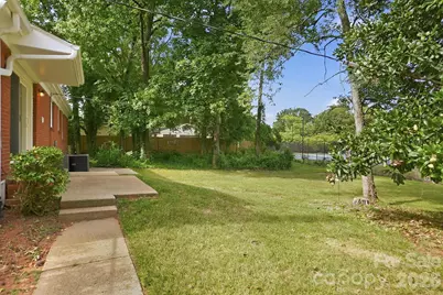 4712 Fairheath Road, Charlotte, NC 28210 - Photo 26