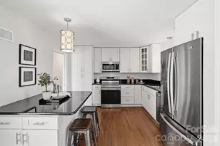 4712 Fairheath Rd, Charlotte, NC 28210 - Photo 10