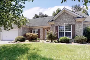 8321 Suttonview Dr, Charlotte, NC 28269 - Photo 1