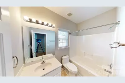 8321 Suttonview Drive, Charlotte, NC 28269 - Photo 32