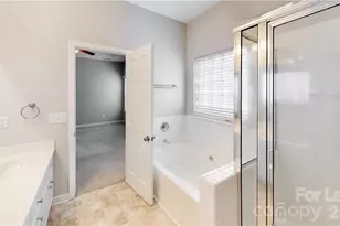 8321 Suttonview Dr, Charlotte, NC 28269 - Photo 28