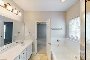 8321 Suttonview Dr, Charlotte, NC 28269 - Photo 26