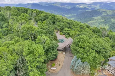 000 Crown Point Road #17, West Jefferson, NC 28694 - Photo 4