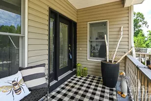 77 Carriage W Dr, Hendersonville, NC 28791 - Photo 4