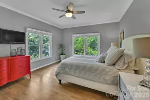 77 Carriage W Dr, Hendersonville, NC 28791 - Photo 18