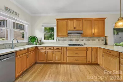 77 Carriage West Drive, Hendersonville, NC 28791 - Photo 28